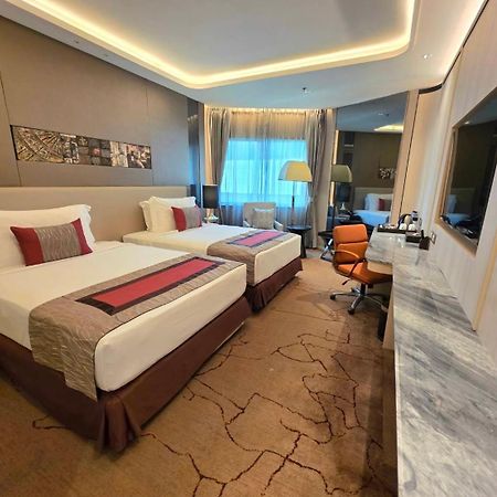 Graceland Bangkok By Grace Hotel - Sha Extra Plus Exterior foto