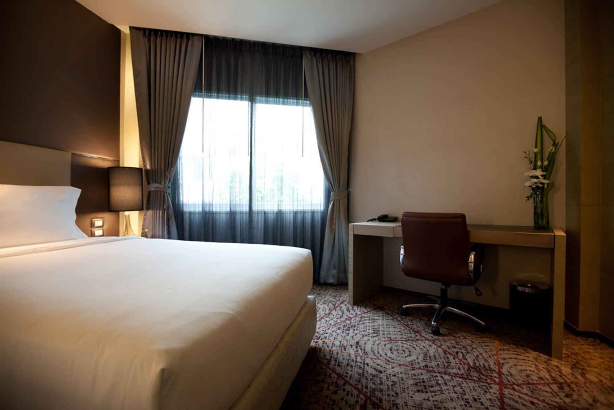 Graceland Bangkok By Grace Hotel - Sha Extra Plus Exterior foto