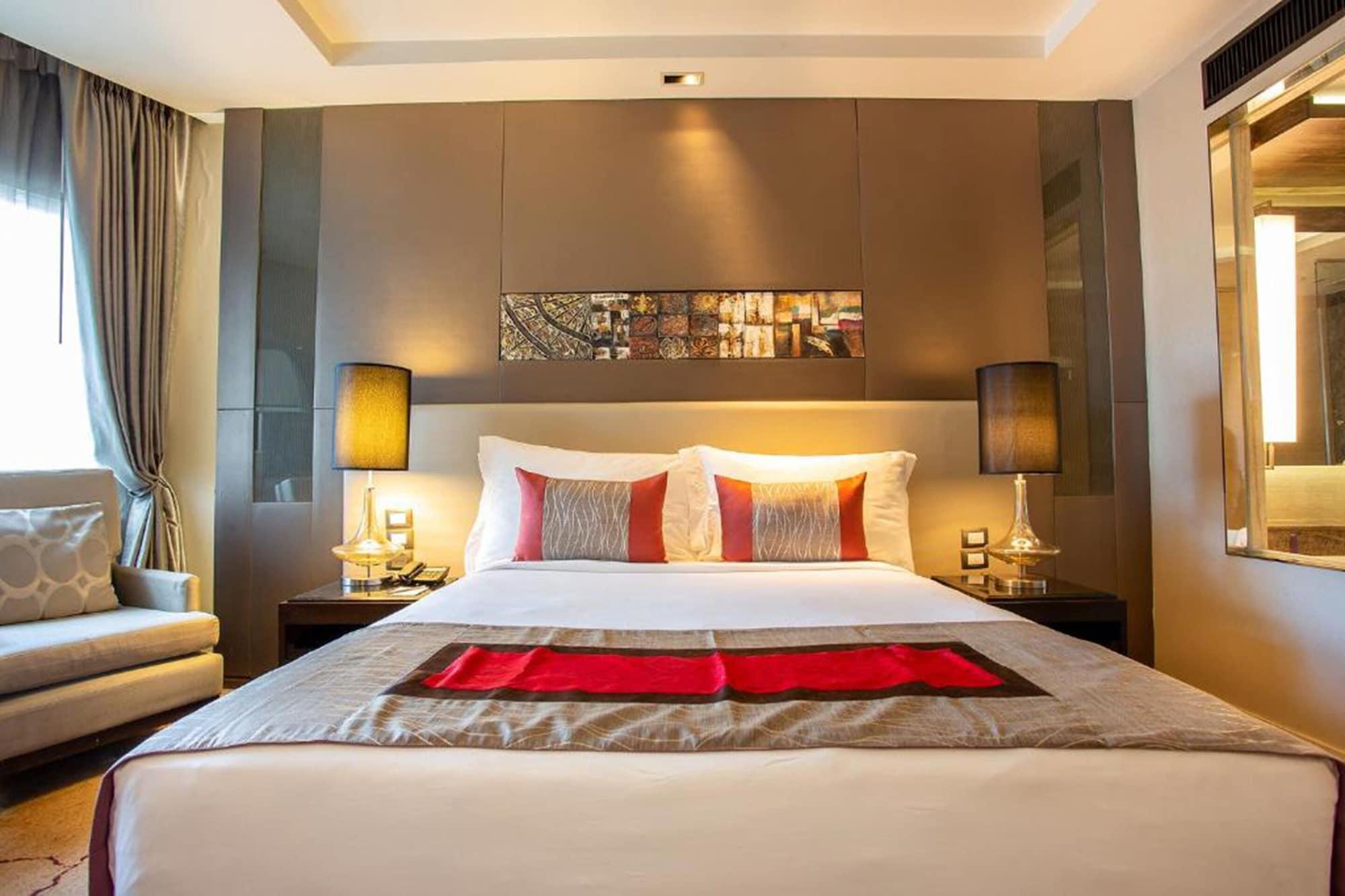 Graceland Bangkok By Grace Hotel - Sha Extra Plus Exterior foto