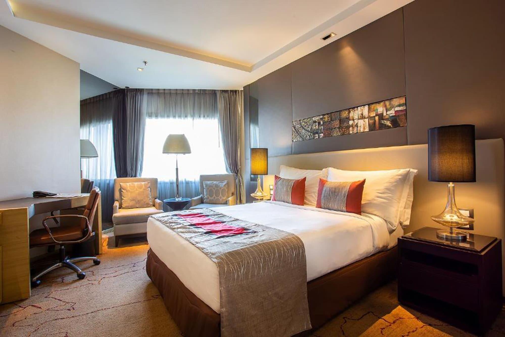 Graceland Bangkok By Grace Hotel - Sha Extra Plus Exterior foto