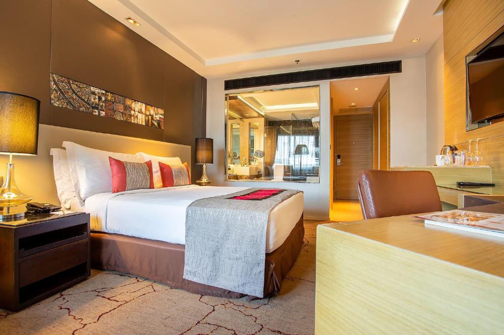 Graceland Bangkok By Grace Hotel - Sha Extra Plus Exterior foto