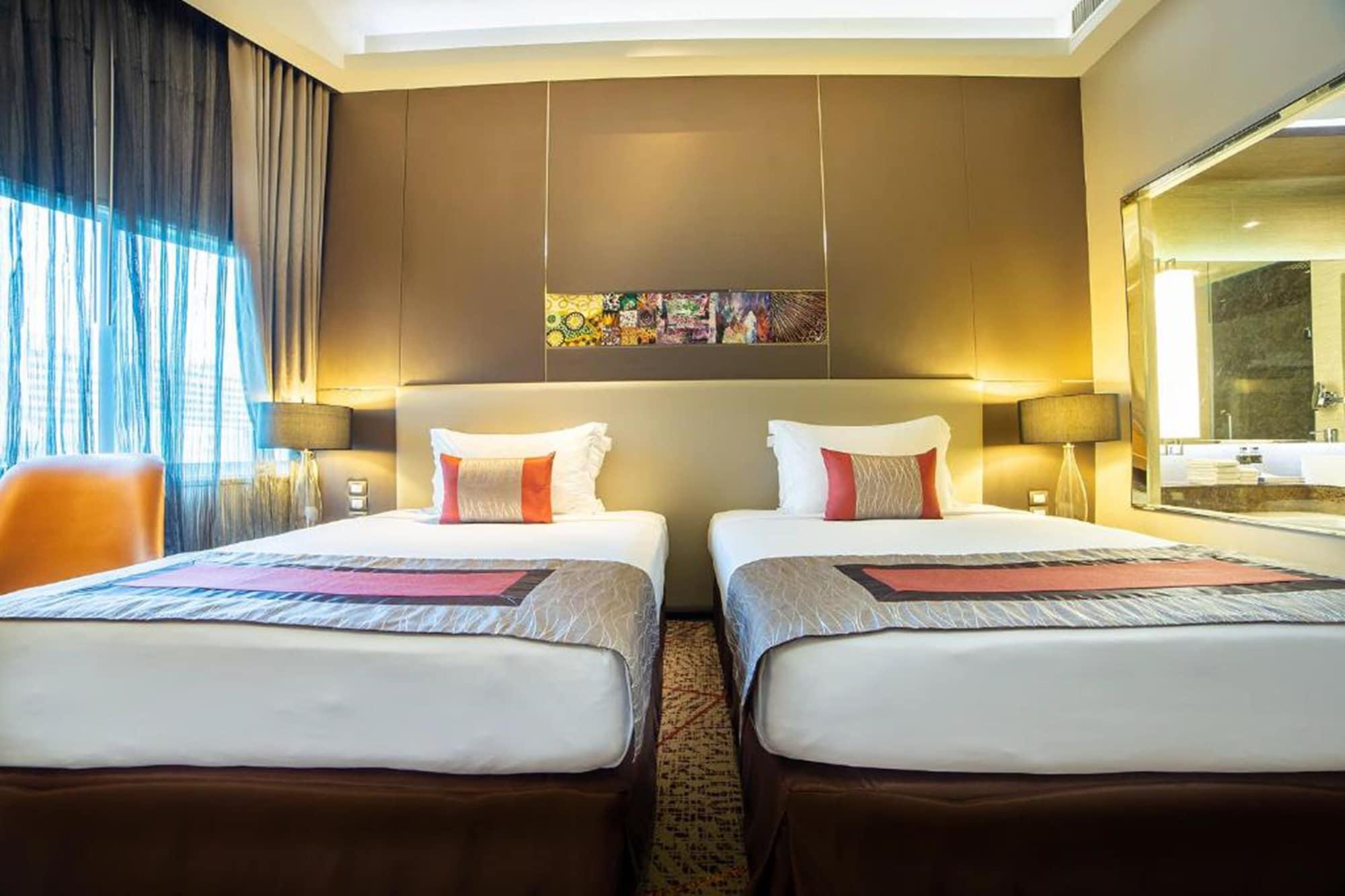 Graceland Bangkok By Grace Hotel - Sha Extra Plus Exterior foto