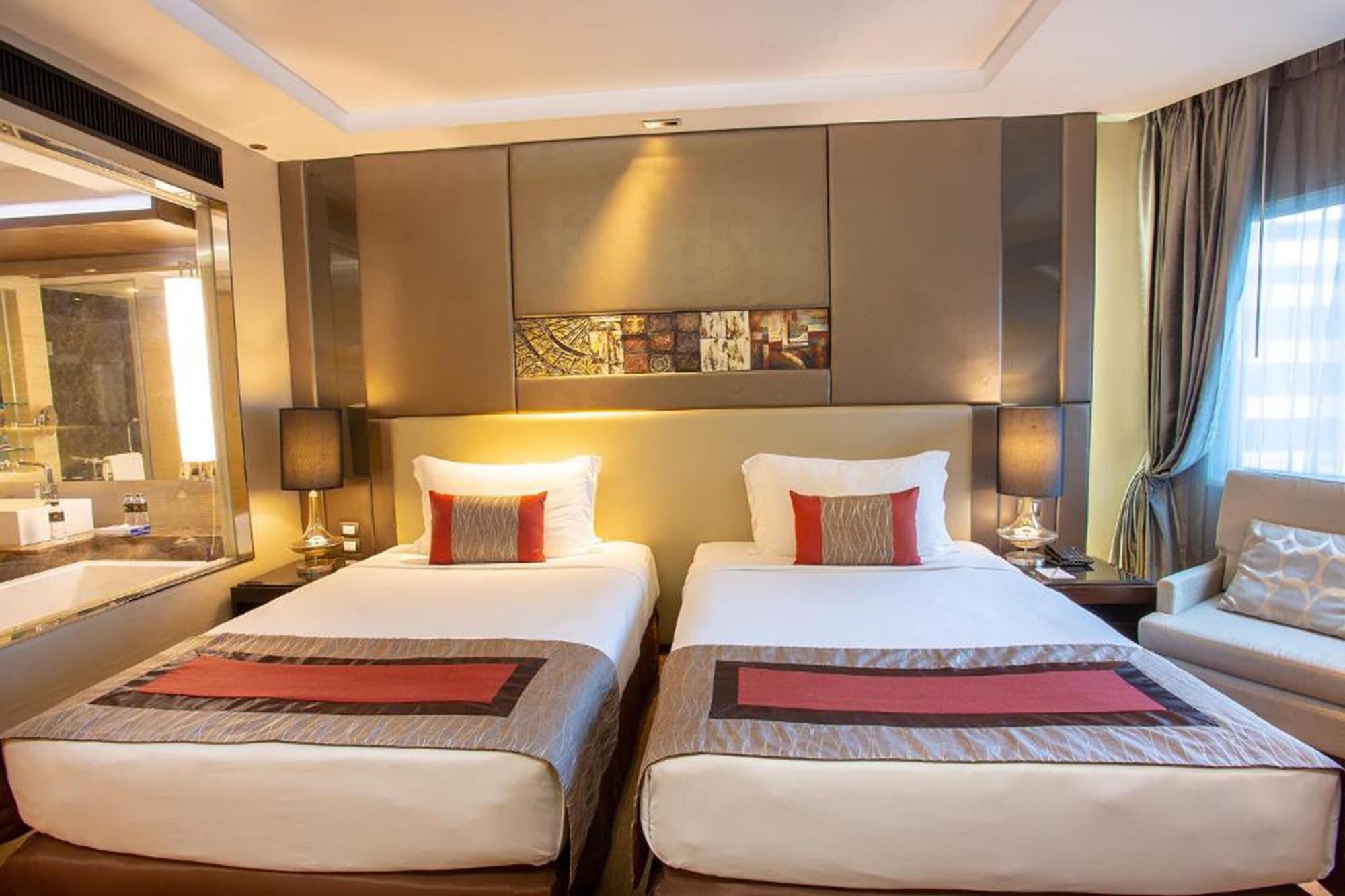Graceland Bangkok By Grace Hotel - Sha Extra Plus Exterior foto