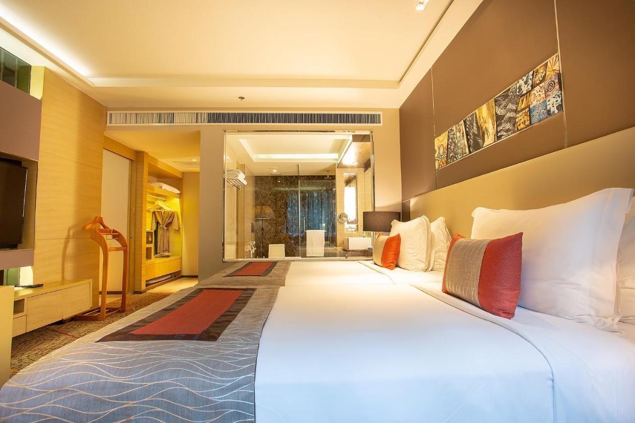 Graceland Bangkok By Grace Hotel - Sha Extra Plus Exterior foto