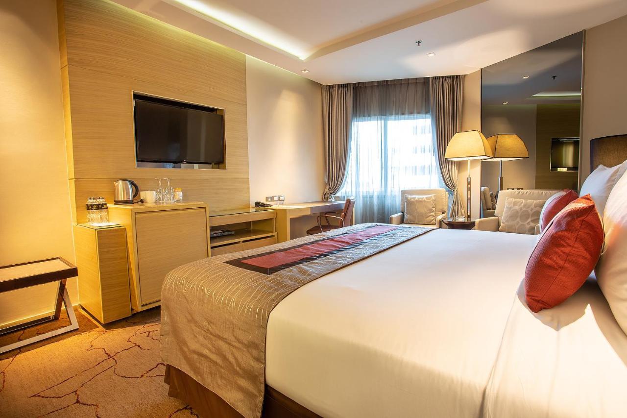 Graceland Bangkok By Grace Hotel - Sha Extra Plus Exterior foto